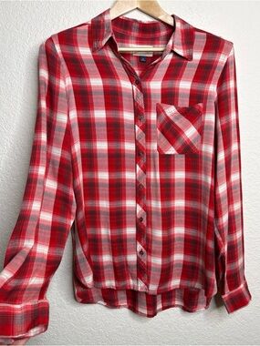 Universal Thread Red Plaid Button Up Shirt Size M Rayon Western Fall Layer